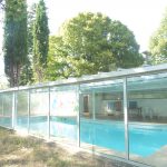 La piscine de l'école de Beauvallon où se déroule le Stage taichi qigong aikido méditation de Dieulefit pendant l'été 2018
